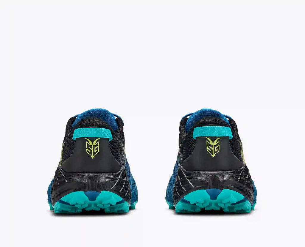 Speedgoat 7:Fuchsia / Fuchsia:3.5Y