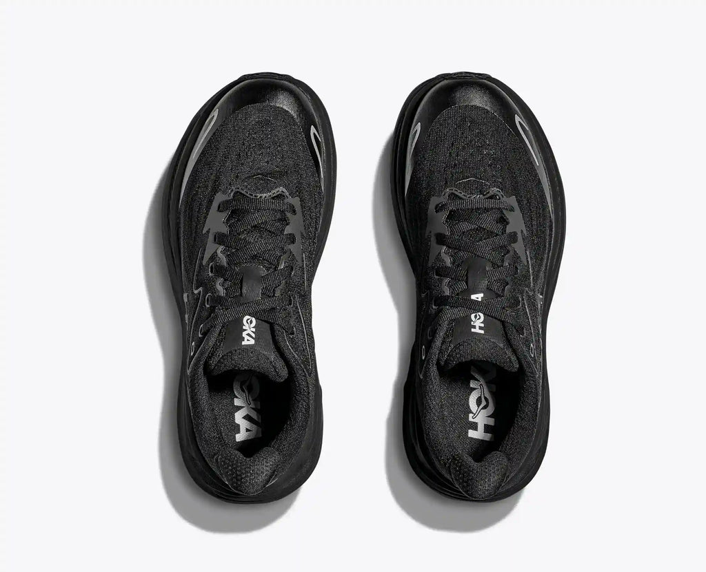 Clifton 10:Black / Carbon Black:3.5Y