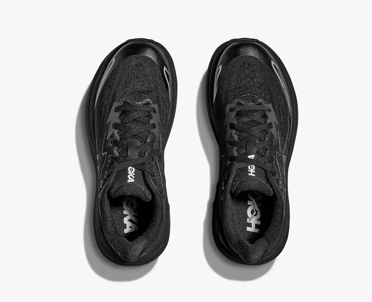 Clifton 10:Black / Carbon Black:3.5Y