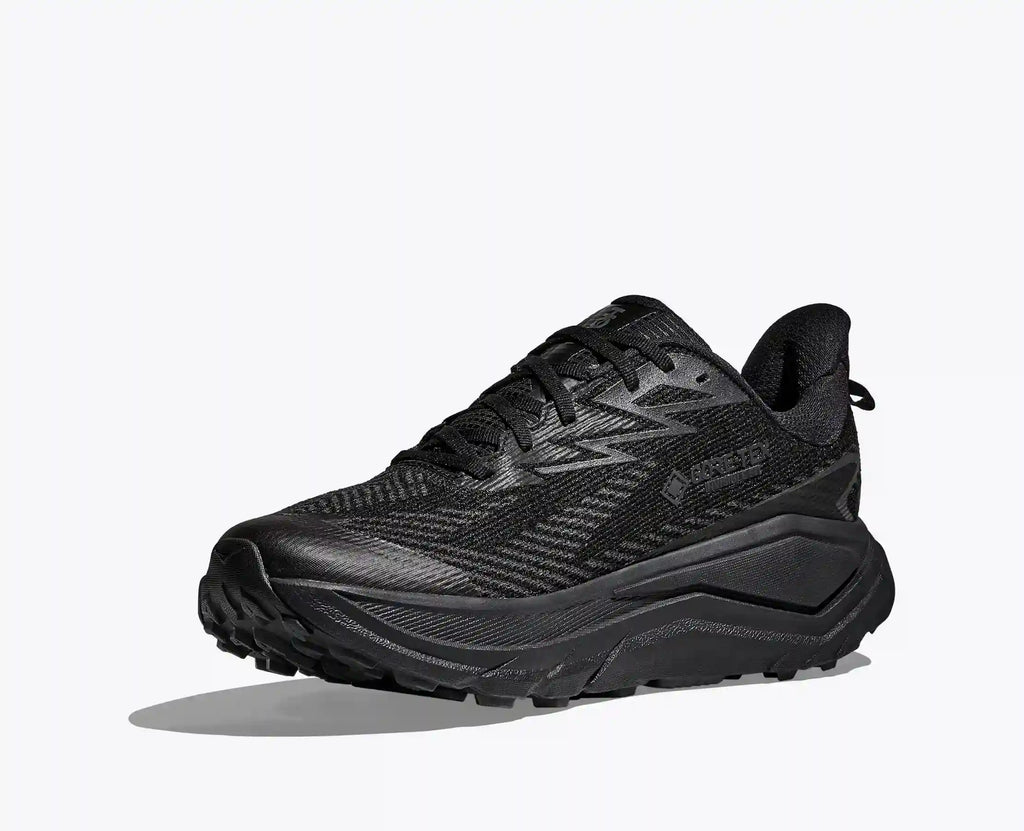 Challenger 8 GTX:Black / Carbon Black:7:Regular