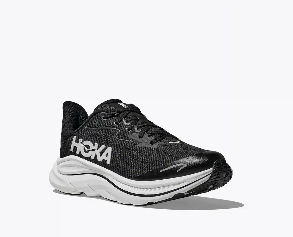 Clifton 10:Black / Carbon Black:3.5Y