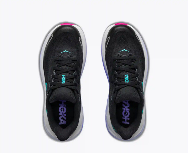 Clifton 10:Black / Carbon Black:3.5Y