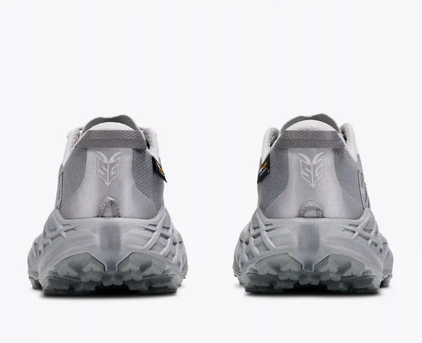 Speedgoat 7 GTX:Black / Carbon Black:5:Regular