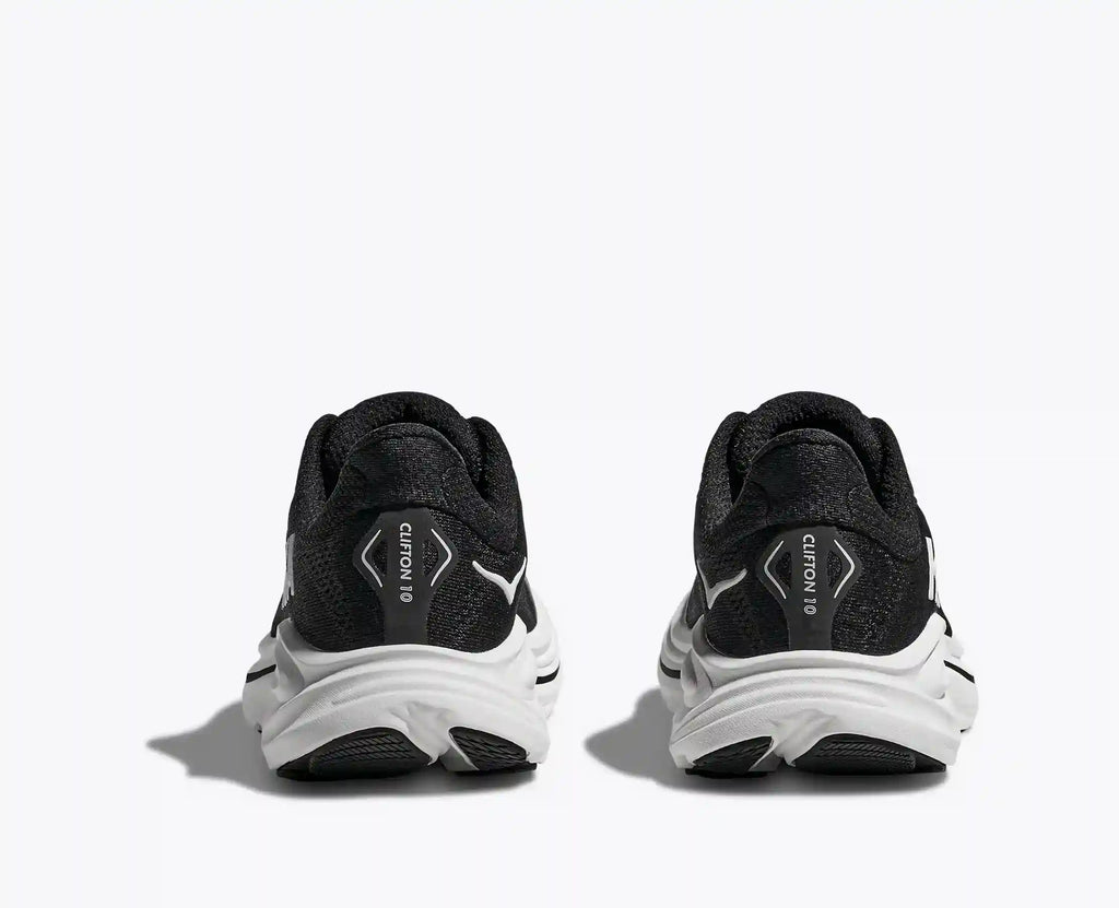 Clifton 10:Black / Carbon Black:3.5Y